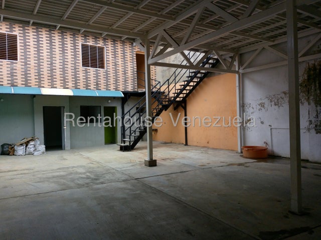 La candelaria Galpon en venta Ubicado en Valencia Carabobo cd 26-4649 ELOISA MEJIA