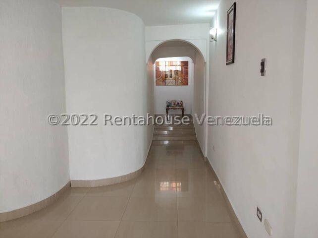 Centro de Valencia Galpon en venta Ubicado en Carabobo cd 24-20002 ELOISA MEJIA