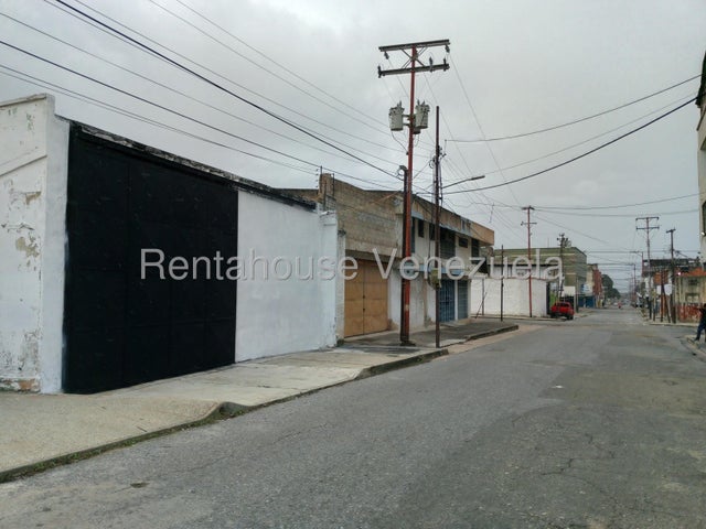 Galpon en Alquiler ubicado en La Candelaria Valencia Carabobo cd 26-10724 ELOISA MEJIA
