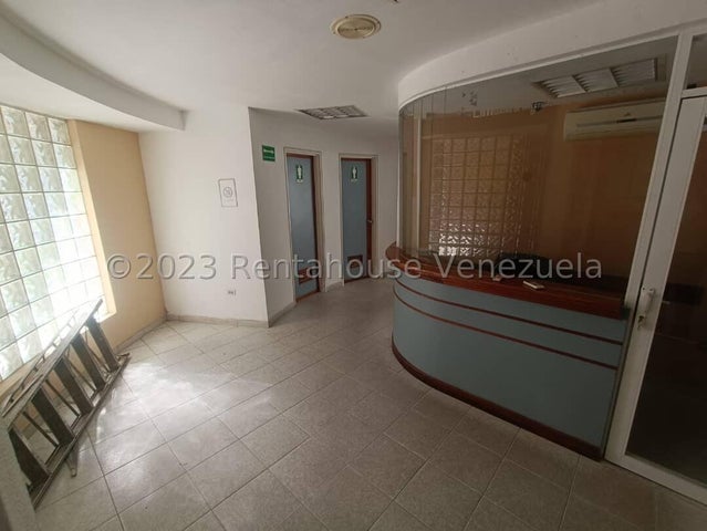 Propiedad en venta frete Clínica La Viña Valencia Carabobo cd 24-7890 ELOISA MEJIA