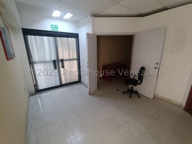 Propiedad en venta frete Clínica La Viña Valencia Carabobo cd 24-7890 ELOISA MEJIA