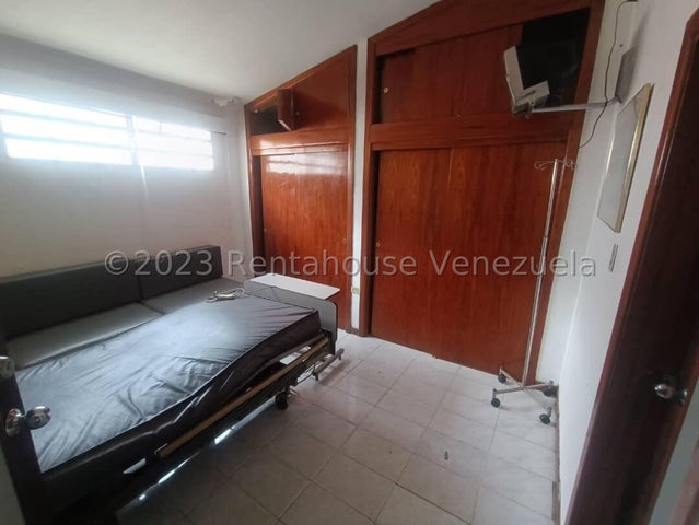 Propiedad en venta frete Clínica La Viña Valencia Carabobo cd 24-7890 ELOISA MEJIA