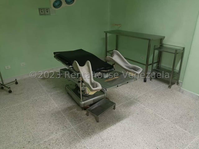 Propiedad en venta frete Clínica La Viña Valencia Carabobo cd 24-7890 ELOISA MEJIA