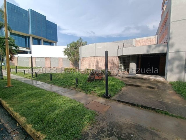 Propiedad en venta frete Clínica La Viña Valencia Carabobo cd 24-7890 ELOISA MEJIA