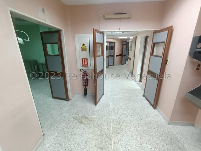 Propiedad en venta frete Clínica La Viña Valencia Carabobo cd 24-7890 ELOISA MEJIA