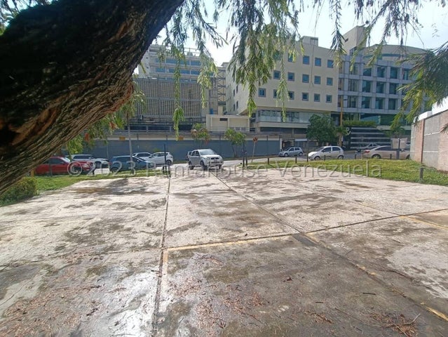 Propiedad en venta frete Clínica La Viña Valencia Carabobo cd 24-7890 ELOISA MEJIA