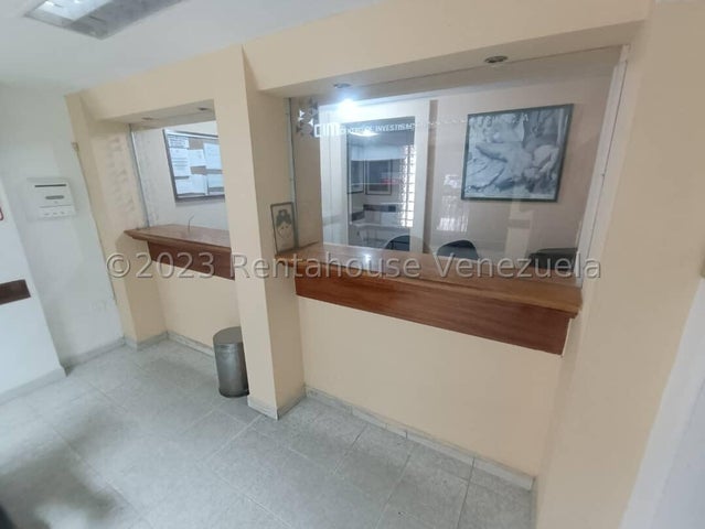 Propiedad en venta frete Clínica La Viña Valencia Carabobo cd 24-7890 ELOISA MEJIA