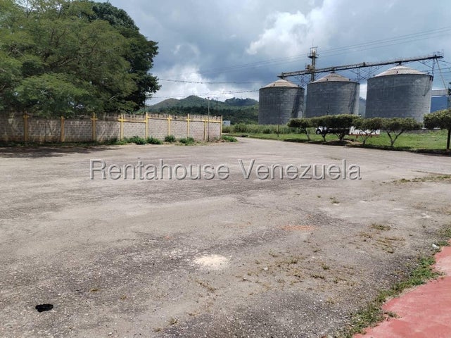 Local comercial en venta Ubicado en Bejuma Valencia Carabobo cd 26-7333 ELOISA MEJIA