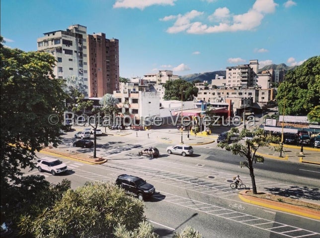 Edificio en venta ubicado en Av Bolivar Valencia Carabobo cd 26-11468 ELOISA MEJIA