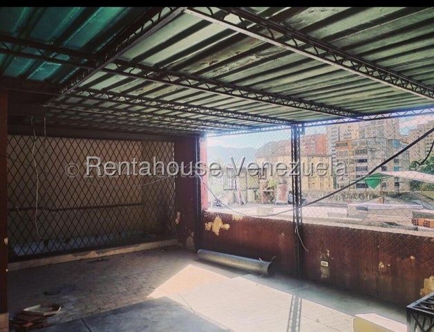 Edificio en venta ubicado en Av Bolivar Valencia Carabobo cd 26-11468 ELOISA MEJIA