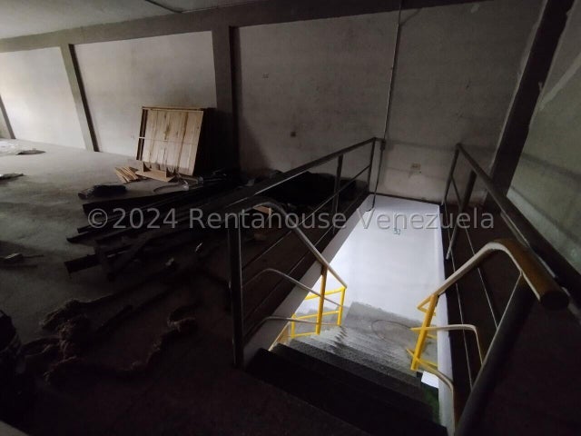 Edificio en venta ubicado en San Joaquin Valencia carabobo cd 25-97  ELOISA MEJIA