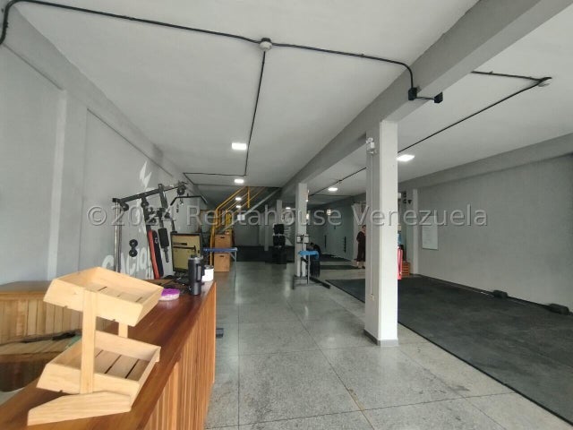 Edificio en venta ubicado en San Joaquin Valencia carabobo cd 25-97  ELOISA MEJIA