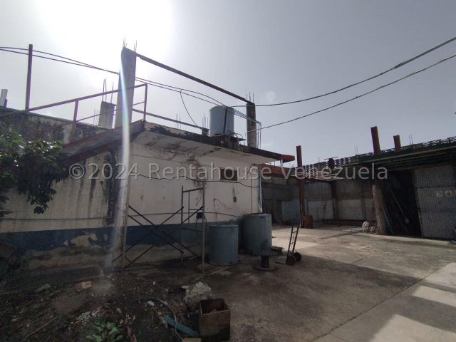 Edificio en venta ubicado en San Joaquin Valencia carabobo cd 25-97  ELOISA MEJIA