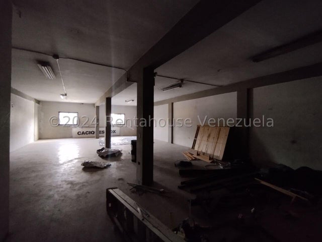Edificio en venta ubicado en San Joaquin Valencia carabobo cd 25-97  ELOISA MEJIA