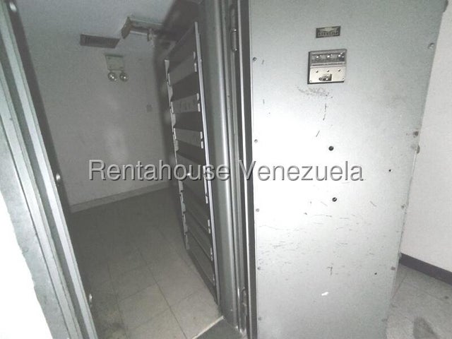 Local en venta ubicado en flor amarillo Valencia Carabobo cd 25-21236  eloisa mejia