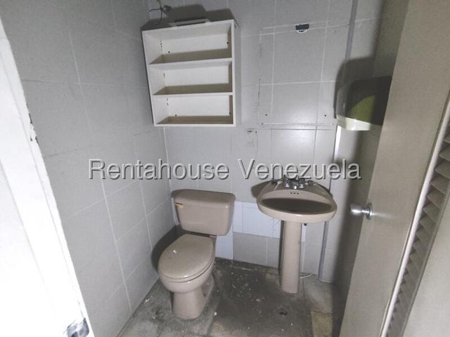 Local en venta ubicado en flor amarillo Valencia Carabobo cd 25-21236  eloisa mejia