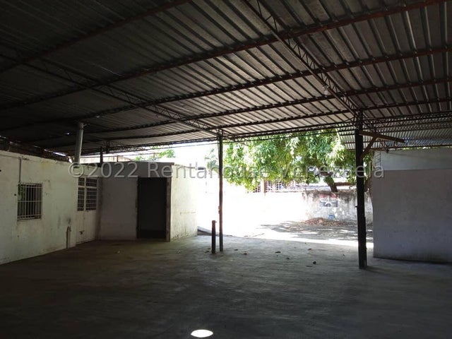 Casa y galpon en venta ubicado en av las ferias valencia carabobo cd 26-11328 ELOISA MEJIA