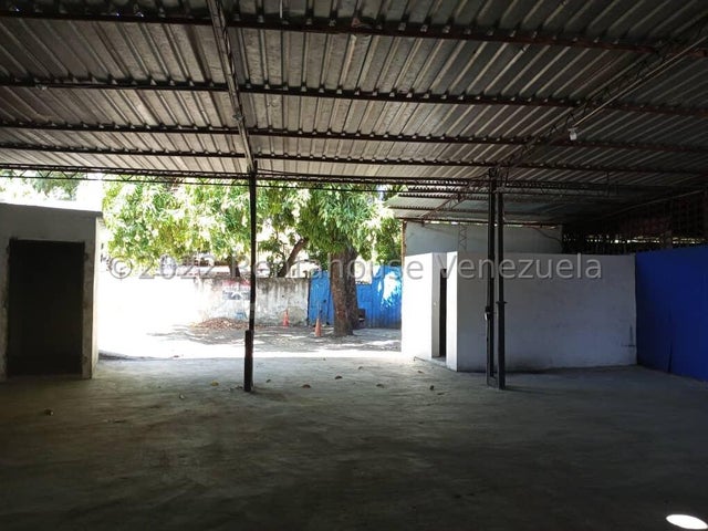 Casa y galpon en venta ubicado en av las ferias valencia carabobo cd 26-11328 ELOISA MEJIA