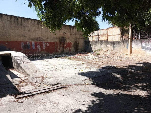 Casa y galpon en venta ubicado en av las ferias valencia carabobo cd 26-11328 ELOISA MEJIA