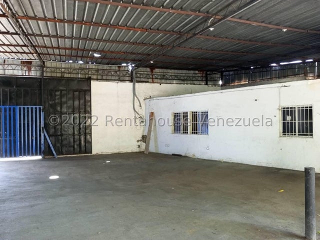 Casa y galpon en venta ubicado en av las ferias valencia carabobo cd 26-11328 ELOISA MEJIA
