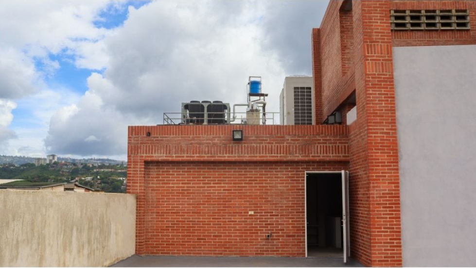 EDIFICIO EN VENTA, VENEZUELA