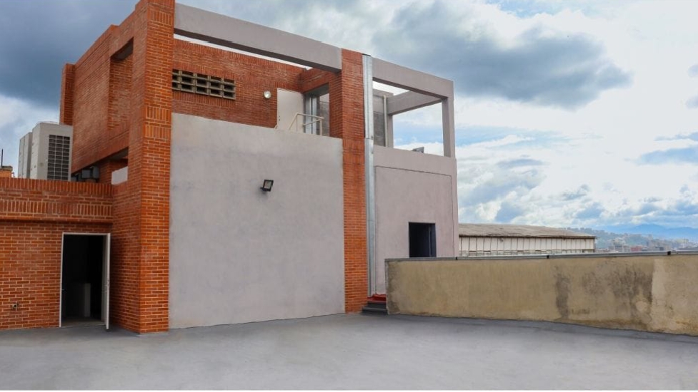 EDIFICIO EN VENTA, VENEZUELA