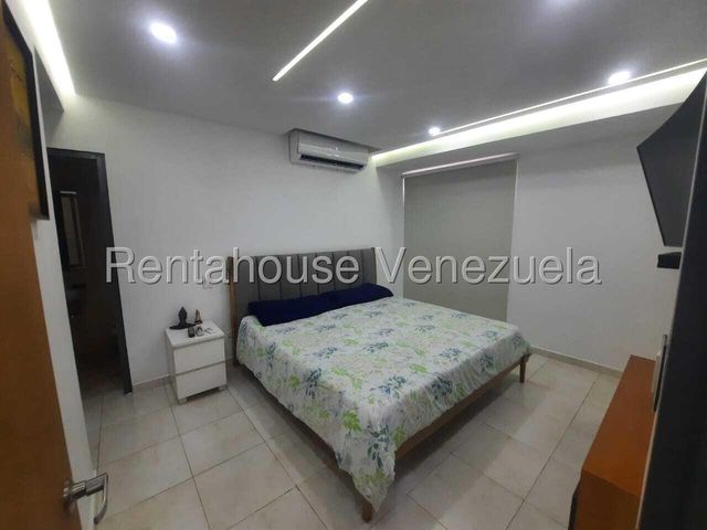 Trigal Norte Apartamento en venta ubicado en Valencia Carabobo 26-9653 Eloisa Mejia