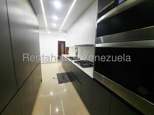 Trigal Norte Apartamento en venta ubicado en Valencia Carabobo 26-9653 Eloisa Mejia
