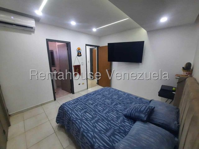 Trigal Norte Apartamento en venta ubicado en Valencia Carabobo 26-9653 Eloisa Mejia