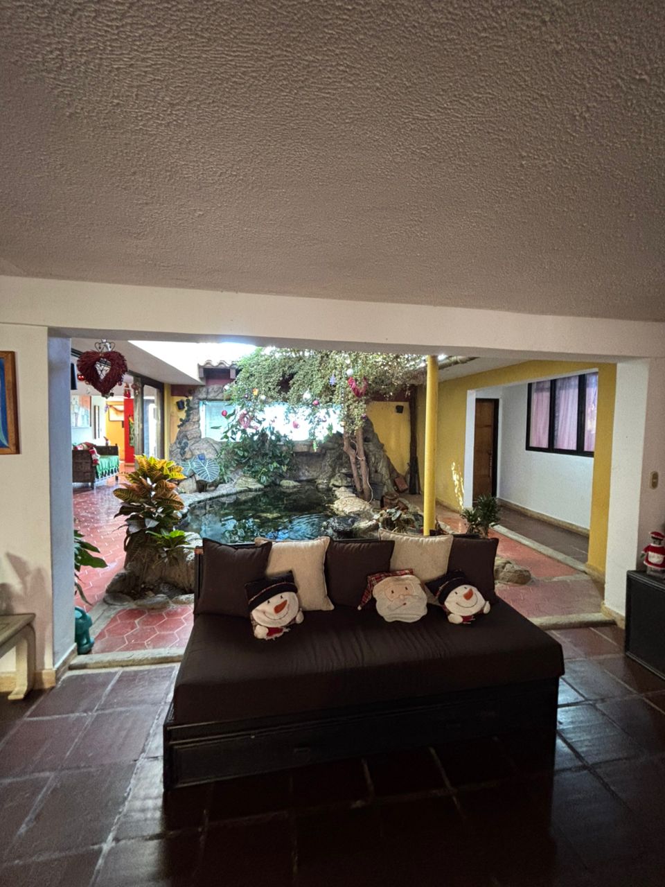 Vendo casa en los guayabitos con piscina