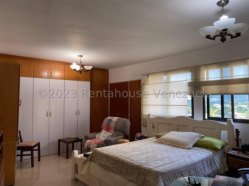 Apartamento en venta en Valles de Camoruco Valencia Carabobo Desiree Castillo Rentahouse 