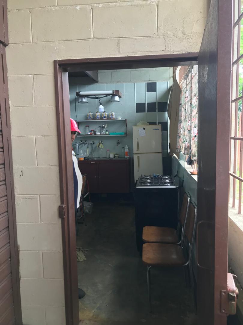 En Caripe, se vende galpón 