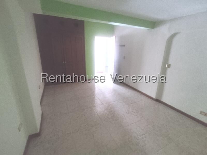 Casa en venta en Parque Mirador Via Guataparo Valencia Carabobo Desiree Castillo Rentahouse 