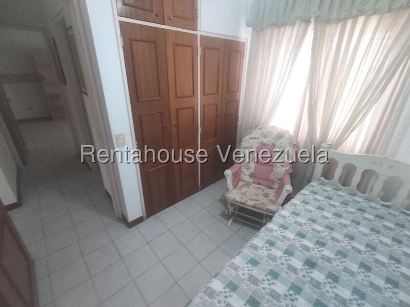 Casa en venta en Parque Mirador Via Guataparo Valencia Carabobo Desiree Castillo Rentahouse 