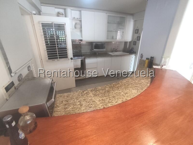 Casa en venta en Parque Mirador Via Guataparo Valencia Carabobo Desiree Castillo Rentahouse 