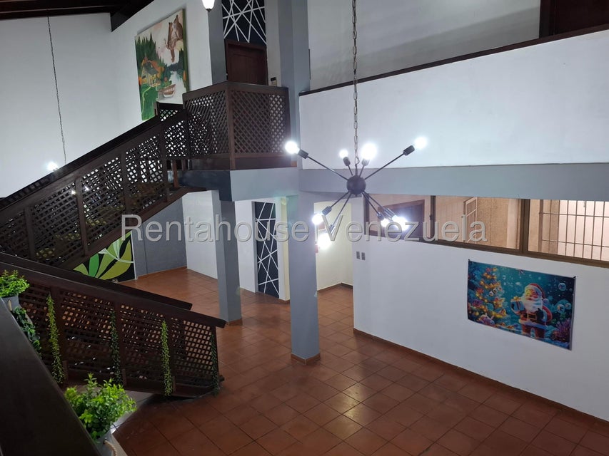 Casa en venta en Trigal Centro Valencia Carabobo Desiree Castillo Rentahouse 