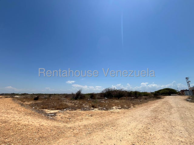 TERRENO VENTA PUERTA MARAVEN COD: 26-16425