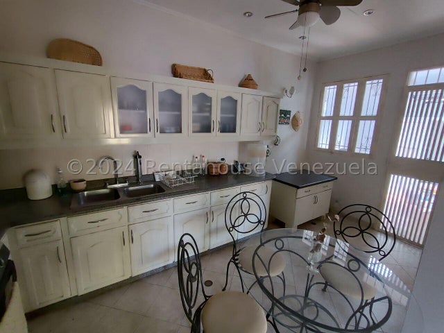 Casa en venta ubicada en trigal norte valencia carabobo cd 24-23629 ELOISA MEJIA