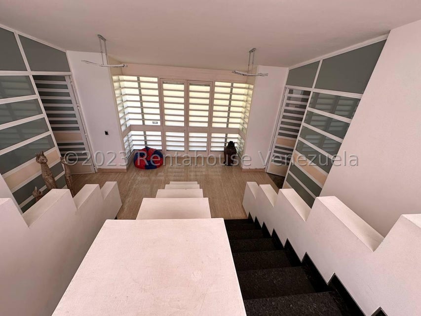 Casa en venta en las Morochas San Diego Carabobo Desiree Castillo Rentahouse 26-8714
