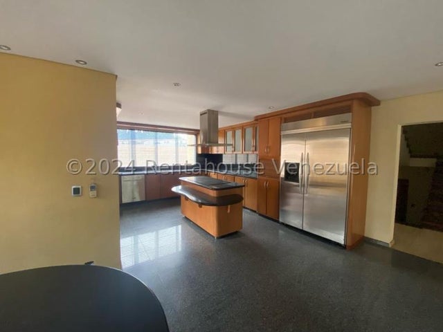 Las chimeneas Casa en venta Ubicada en Valencia Carabobo codigo 24-22617 ELOISA MEJIA
