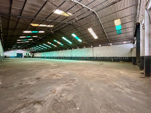 En zona industrial valencia Galpon en venta ubicado en carabobo codigo 24-11124 ELOISA MEJIA