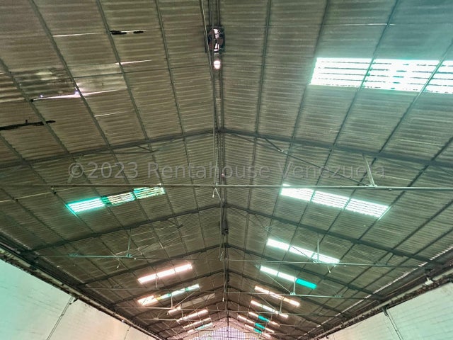 En zona industrial valencia Galpon en venta ubicado en carabobo codigo 24-11124 ELOISA MEJIA