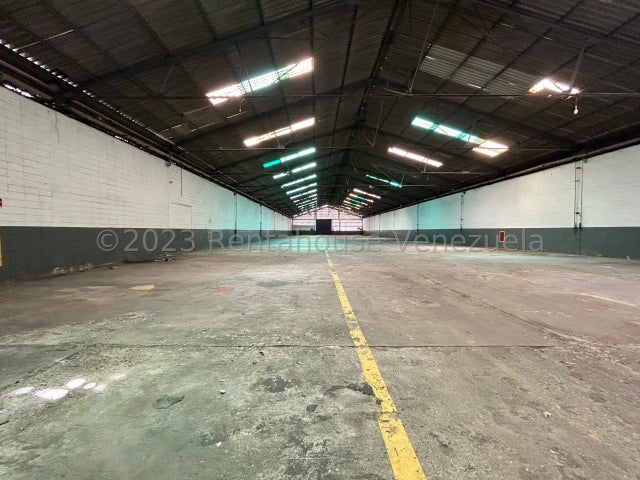 En zona industrial valencia Galpon en venta ubicado en carabobo codigo 24-11124 ELOISA MEJIA