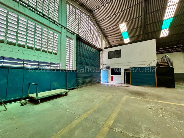 En zona industrial valencia Galpon en venta ubicado en carabobo codigo 24-11124 ELOISA MEJIA