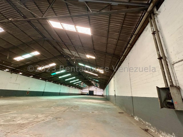 En zona industrial valencia Galpon en venta ubicado en carabobo codigo 24-11124 ELOISA MEJIA