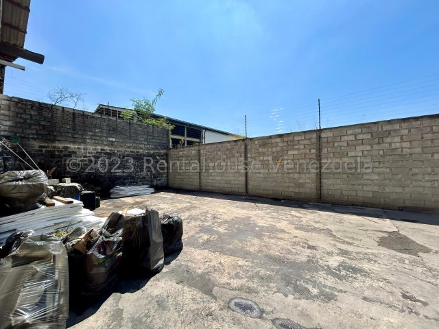 De oportunidad Galpon Comercial en venta ubicado en zona industrial carabobo codigo 24-11132 ELOISA MEJIA