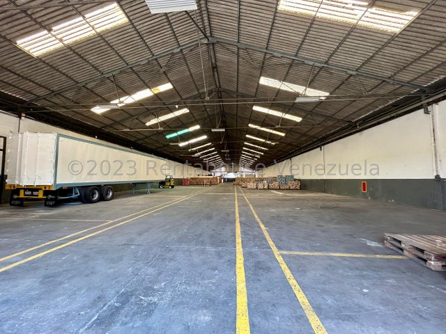 De oportunidad Galpon Comercial en venta ubicado en zona industrial carabobo codigo 24-11132 ELOISA MEJIA