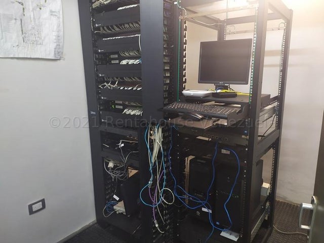 Edifisio en venta ubicado en el centro de valencia carabobo codigo 25-1155 ELOISA MEJIA