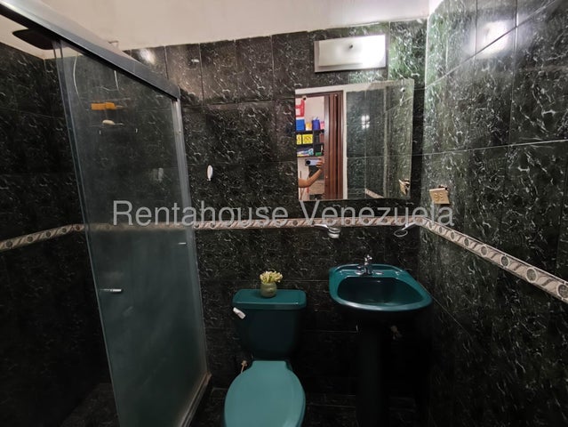 Casa en conjunto privado  en venta en Los Caobos Valencia Carabobo CODIGO 26-15100