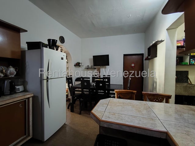 Casa en conjunto privado  en venta en Los Caobos Valencia Carabobo CODIGO 26-15100